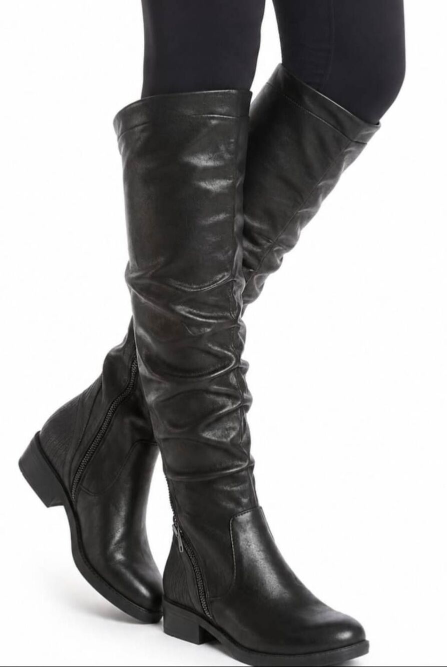 BARETRAPS Yulissa Riding Boot Size 8M
